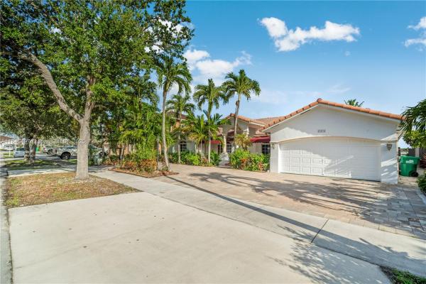 15114 SW 35th Ter, Miami, Florida 33185, image 1