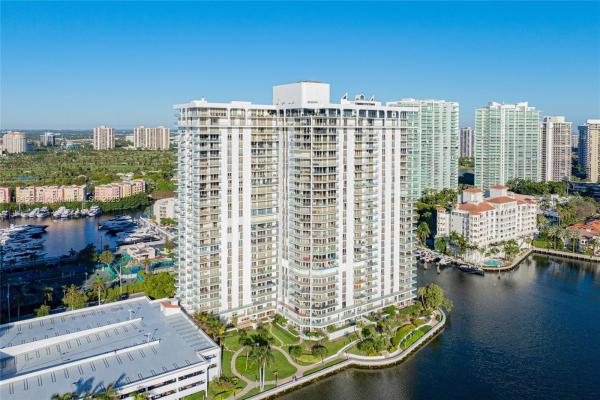 Turnberry Isle North, 19707 Turnberry Way #14G, Aventura, Florida 33180, image 1