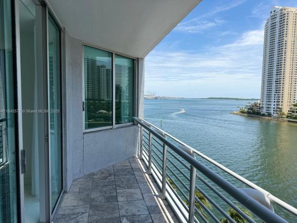 One Miami West, 325 S Biscayne Blvd #819, Miami, Florida 33131, image 1