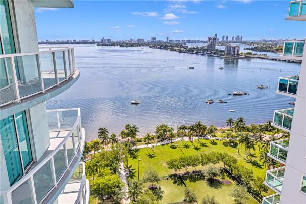 Quantum On The Bay, 1900 N Bayshore Dr 2003, Miami, Florida 33132, image 1
