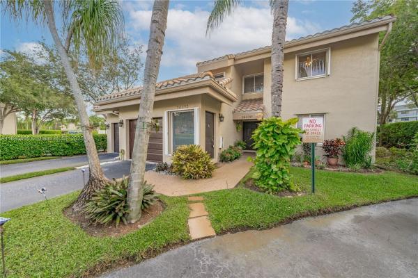 California Courts, 16332 Malibu Dr #16, Weston, Florida 33326, image 1