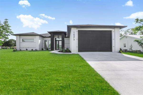 16274 Maya Cir, Punta Gorda, Florida 33955, image 1