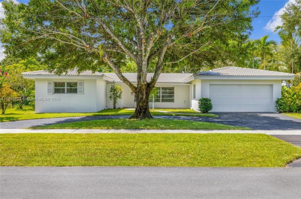 Plantation Park, 5520 SW 5th St, Plantation, Florida 33317, image 1