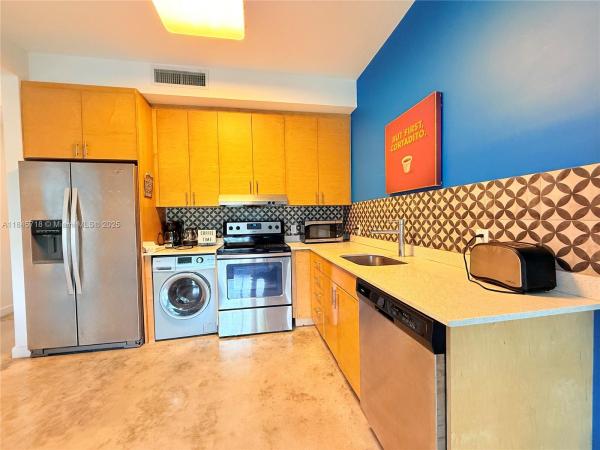 769 NW 1st St #302, Miami, Florida 33128, image 1