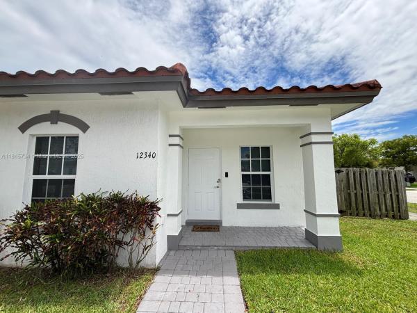 12340 SW 214th Ter #12340, Unincorporated Dade County, Florida 33177, image 1