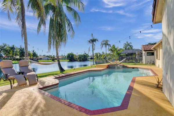 Hawkes Bluff, 5421 Hawkes Bluff Ave, Davie, Florida 33331, image 1