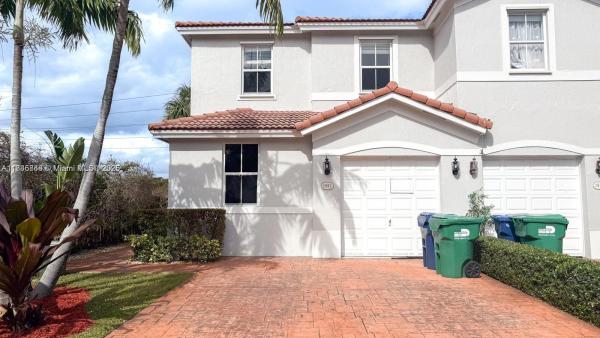 1001 NE 208th St #., Unincorporated Dade County, Florida 33179, image 1