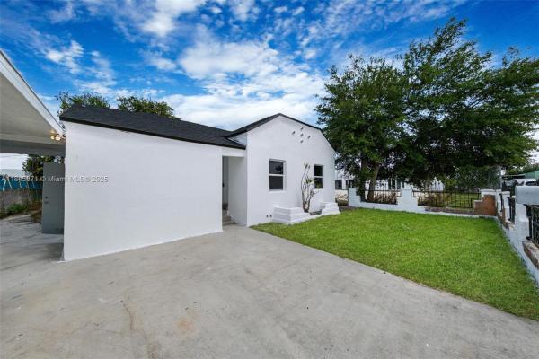 741 NW 77th Ter, Miami, Florida 33150, image 1