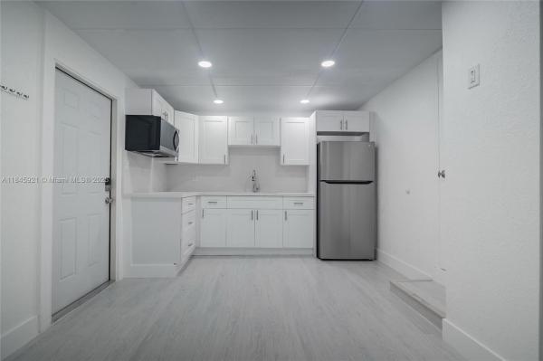 595 NW 139th Ter #2, North Miami, Florida 33168, image 1