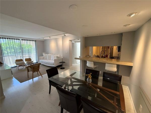 Isola, 770 Claughton Island Dr #404, Miami, Florida 33131, image 1