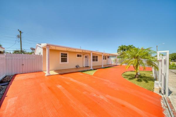 3440 NW 87th Ter, Unincorporated Dade County, Florida 33147, image 1