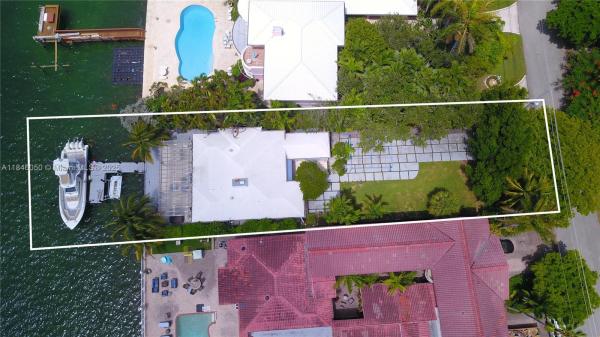 Isle Of Normandy Trouville, 1560 Bay Dr, Miami Beach, Florida 33141, image 3