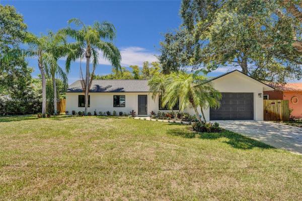 Floral Park, 2749 Park Dr, Lake Worth Beach, Florida 33462, image 1