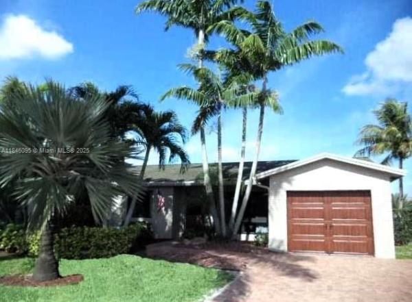 Windward Isle, 11841 NW 41st St, Sunrise, Florida 33323, image 1