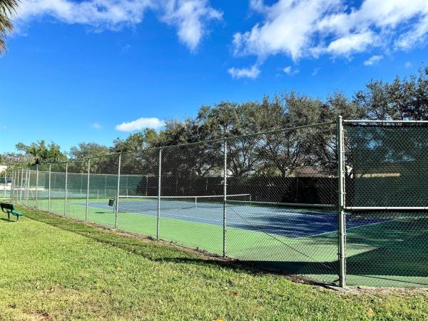 Lake Windwood, 3150 Leewood Ter #L124, Boca Raton, Florida 33431, image 1