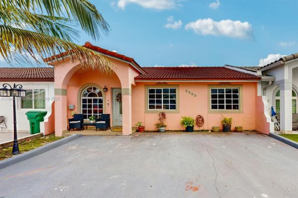 7692 NW 178th Ter, Hialeah, Florida 33015, image 1