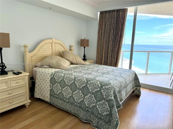 La Perla, 16699 Collins Ave #1504, Sunny Isles Beach, Florida 33160, image 1