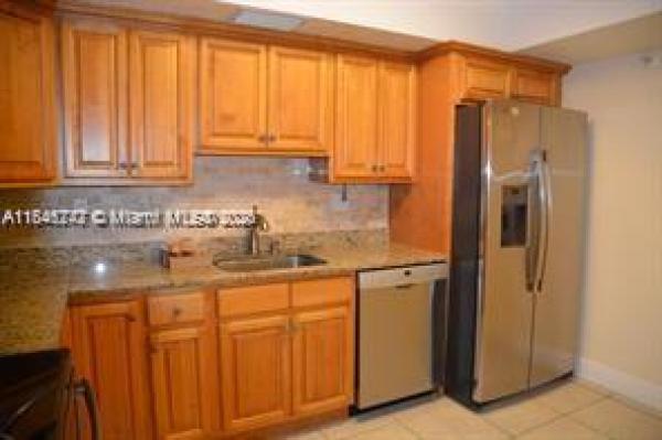 20850 San Simeon Way 309-5, Miami, Florida 33179, image 1