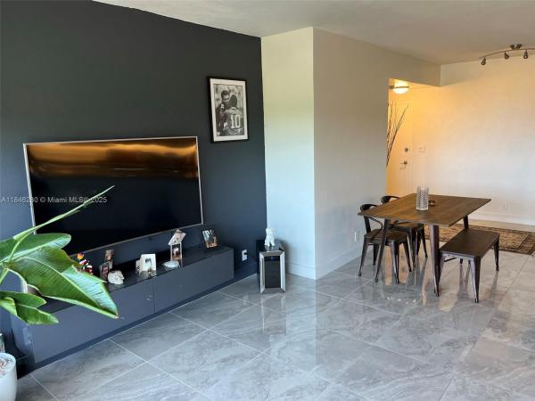 Clipper On The Bay, 880 NE 69th St #5Q, Miami, Florida 33138, image 1