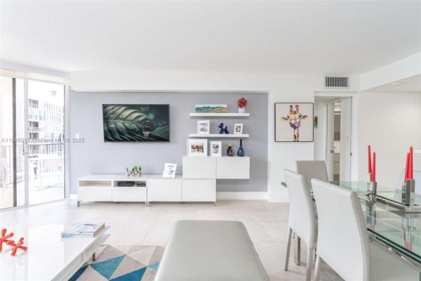 Brickell Place, 1901 Brickell Ave #B1611, Miami, Florida 33129, image 1