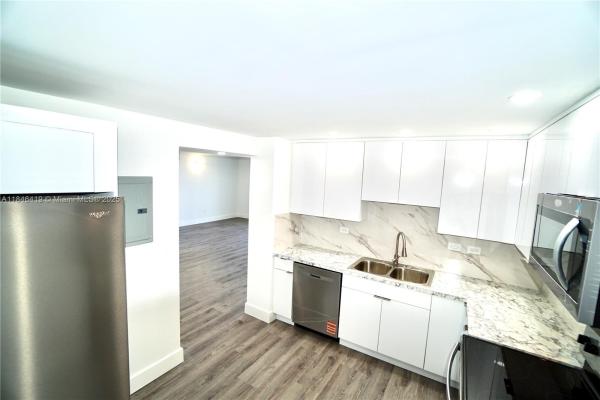 Commodore Plaza Tower, 2750 NE 183rd St #2304, Aventura, Florida 33160, image 1