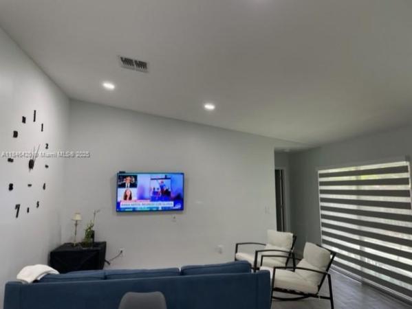6396 Royal Woods Dr, Fort Myers, Florida 33908, image 1