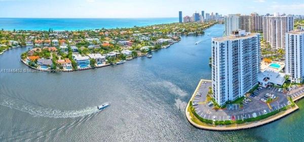Waterview 2, 20515 E Country Club Dr #1449, Aventura, Florida 33180, image 2