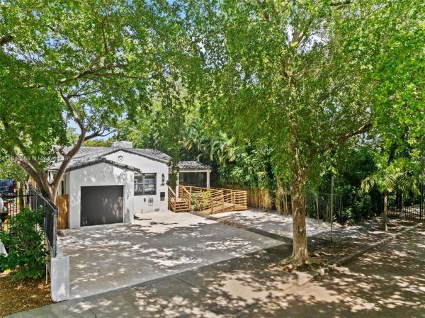 Bayshore, 5981 NE 6th Ave, Miami, Florida 33137, image 1