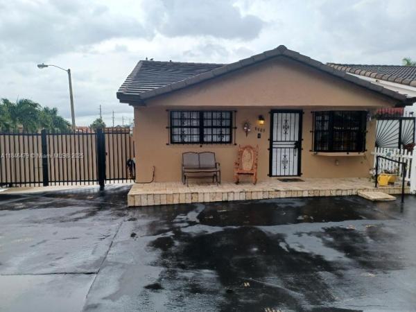 8889 NW 115th St, Hialeah, Florida 33018, image 1
