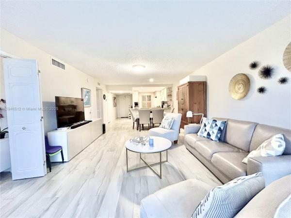 Palm-Aire Country Club 6, 3800 Oaks Clubhouse Dr #311, Pompano Beach, Florida 33069, image 1