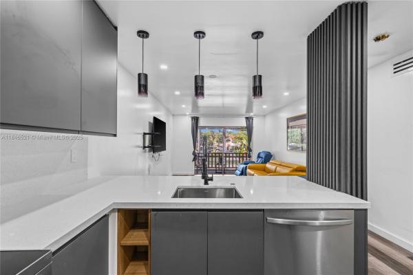 Pine Grove, 11217 N Kendall Dr #202C, Kendall, Florida 33176, image 3