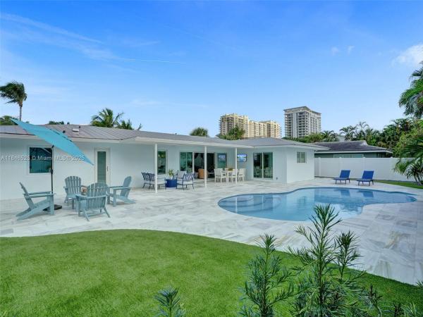 Yacht Harbor Manor, 1251 Morse Blvd, Riviera Beach, Florida 33404, image 1