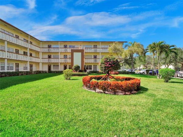 Mansfield At Century Village, 171 E Mansfield E #171-E, Boca Raton, Florida 33434, image 1
