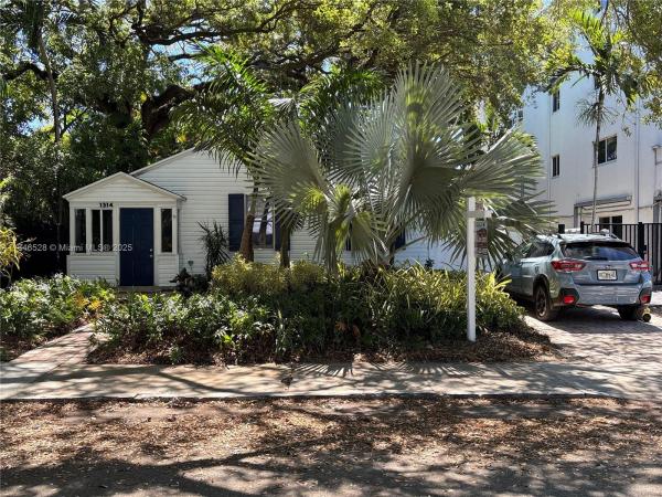 Colee Hammock, 1314 SE 1st St, Fort Lauderdale, Florida 33301, image 1