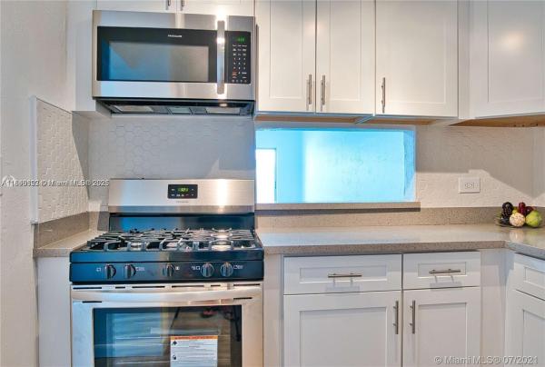 Dadeland Grove, 6890 N Kendall Dr #B406, Pinecrest, Florida 33156, image 3