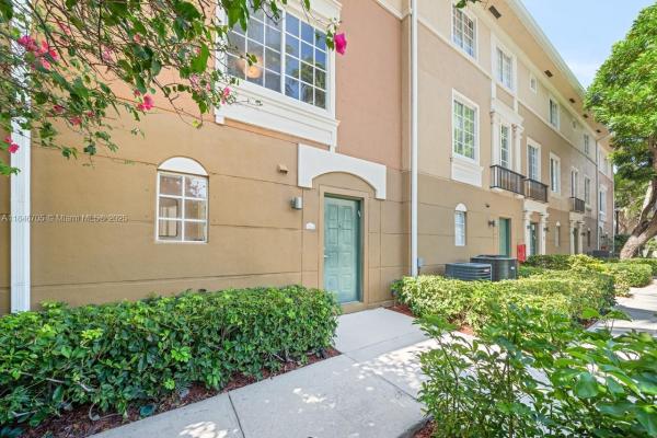2861 NE 185th St #305, Aventura, Florida 33180, image 3