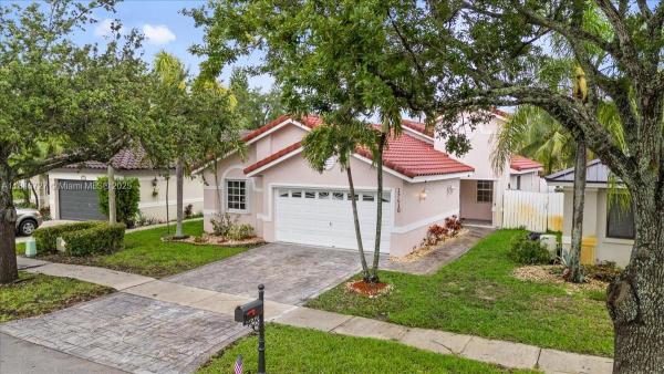 Tiffany Cove At Silver Lakes, 17610 SW 4th Ct #17610, Pembroke Pines, Florida 33029, image 1