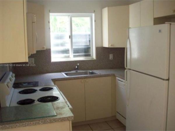 13920 NE 2nd Ave #3A, Unincorporated Dade County, Florida 33161, image 1