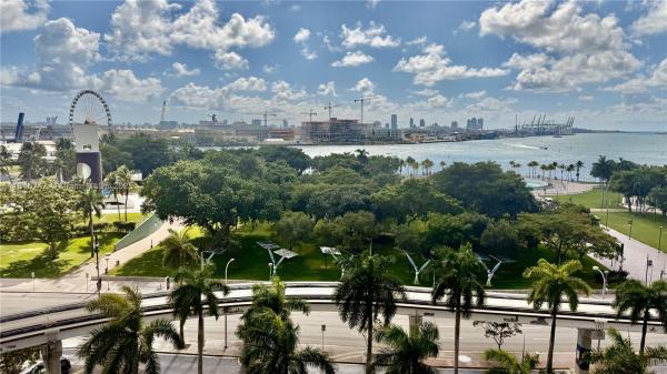 50 Biscayne, 50 Biscayne Blvd #907, Miami, Florida 33132, image 1