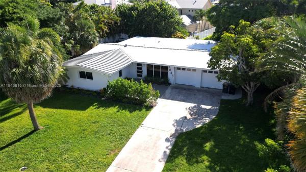 Lighthouse Point Residential, 2643 NE 26th Ter, Lighthouse Point, Florida 33064, image 1