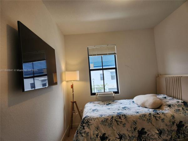 880 NW 3rd Way #880, Pompano Beach, Florida 33060, image 1