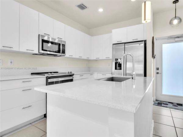 Urbana At Downtown Doral, 8001 NW 41st St #F-404, Doral, Florida 33166, image 1