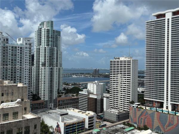 Centro, 151 SE 1st St 2708, Miami, Florida 33131, image 1