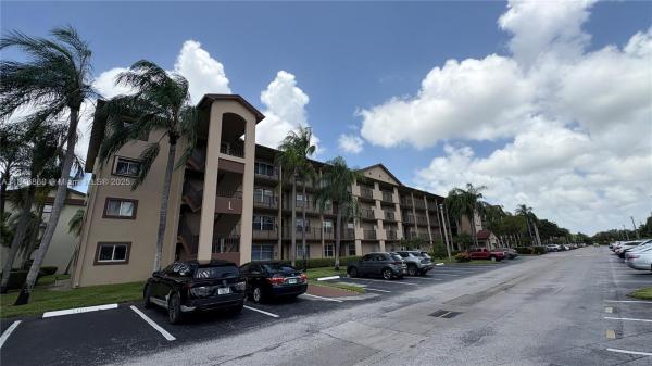 Ivanhoe At Century Village, 13105 SW 16th Ct #208L, Pembroke Pines, Florida 33027, image 1