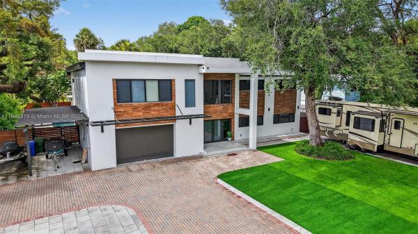 Riverland Manors, 3000 Riverland Rd, Fort Lauderdale, Florida 33312, image 1