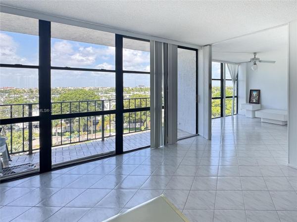 Oceanview Park, 1000 Parkview Dr #707, Hallandale Beach, Florida 33009, image 1