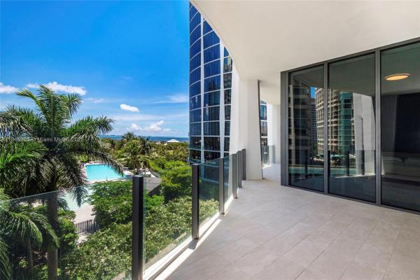 Two Park Grove, 2821 S Bayshore Dr #7B, Miami, Florida 33133, image 1
