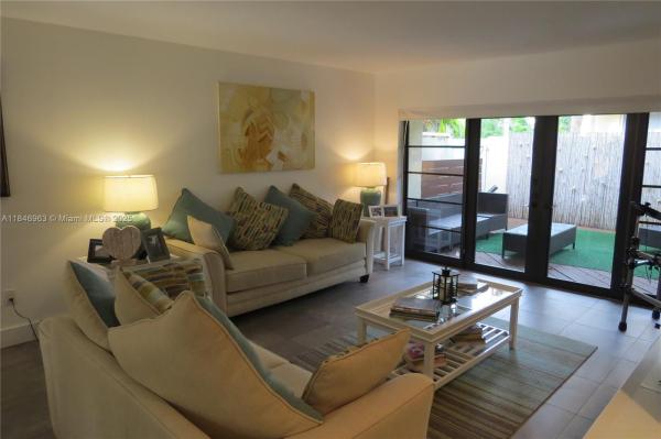 3510 Magellan Cir #723, Aventura, Florida 33180, image 1