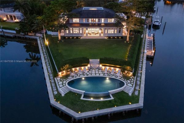 Old Cutler Bay, 555 Reinante Ave, Coral Gables, Florida 33156, image 1