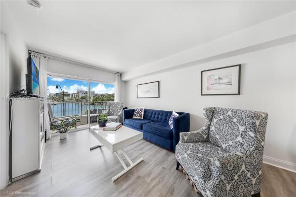 Lake Beach Club, 2600 Collins Ave 307, Miami Beach, Florida 33140, image 1